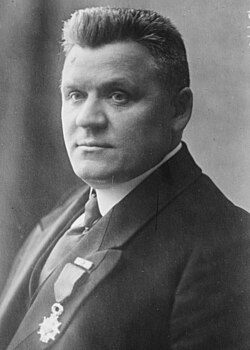 Retrato fotográfico oficial de Kārlis Ulmanis