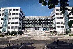 Fachada histórica de la Universidad Técnica de Riga
