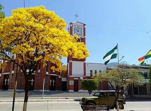 Vista de la Catedral San Francisco de Asís en Camiri