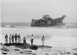 El Emden varado en la isla Keeling del Norte