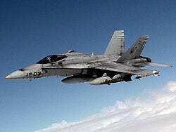 EF-18A+ Hornet del Ejército del Aire de España armado durante la Operación Allied Force