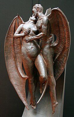 Representación física del diablo en el Museo Žmuidzinavičius en Kaunas