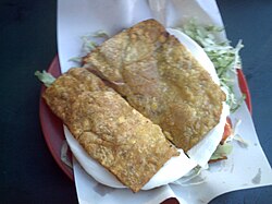 Plato de patacón con queso