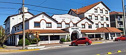 Hostería Mar de Ajó, una de las edificaciones históricas de la localidad