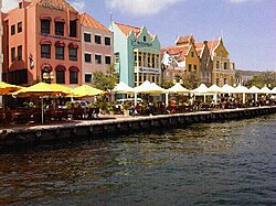 Vista urbana de Willemstad, capital administrativa de Curazao y de las Antillas Neerlandesas.