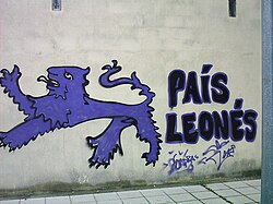 Mural reivindicativo de la identidad leonesa en Salamanca