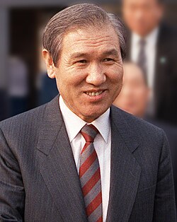 Roh Tae-woo como presidente del SLOOC