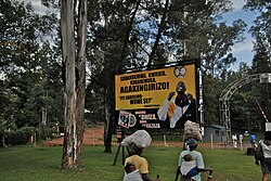 Cartel informativo en kiñaruanda