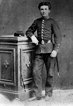Fotografía de Panagiotis Danglis durante su primer año como cadete en 1870