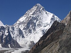 Montaña K2 en la cordillera del Karakórum