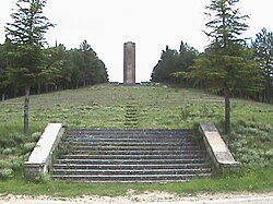 Monumento en Montes de Oca