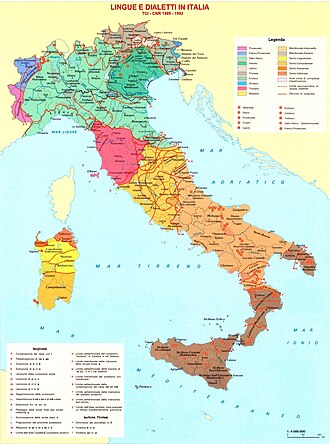 Mapa histórico y administrativo de las lenguas en Italia