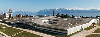 Interior del Centre d'Apprentissage Rolex en la EPFL durante 2017.