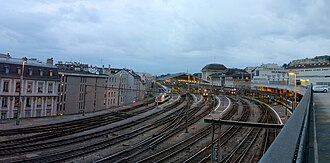 Vista general de los andenes y vías de la Estación de Lausana