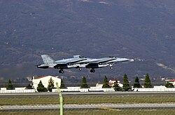 Aviones de combate en operaciones de vuelo