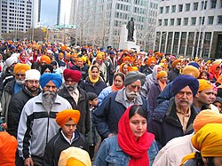 Sijs celebrando el vaisakhi en Toronto