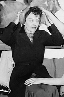 Retrato fotográfico de Édith Piaf.