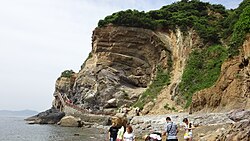 Acantilado en el Geoparque Nacional Costero de Jinshitan, China