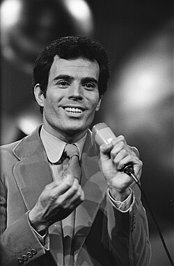 Fotografía del cantante Julio Iglesias