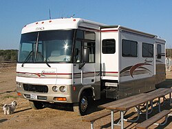 Autocaravana con área expandible