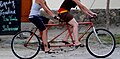 Bicicleta tándem con doble cuadro diamante