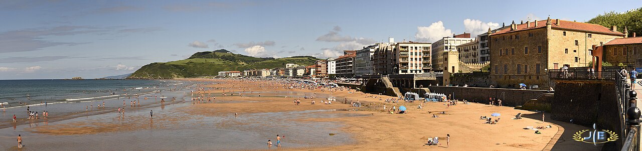 Panorámica de la playa de Zarauz