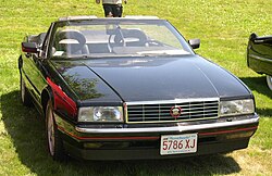 Cadillac Allanté fabricado en 1987