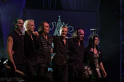 Imagen promocional de los miembros de la banda Lacrimosa