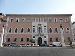 Detalle arquitectónico del Palacio de la Congregación para las Iglesias Orientales