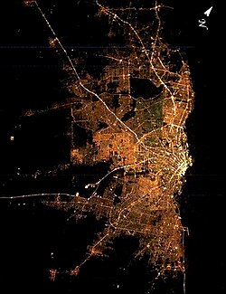 Vista nocturna del área metropolitana de Buenos Aires