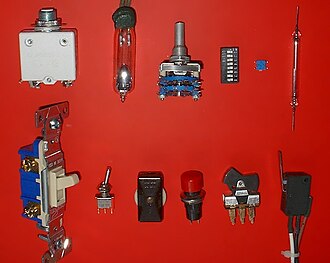 Variedad de interruptores eléctricos