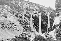 Fotografía histórica del Viaducto de Landwasser en septiembre de 1902.