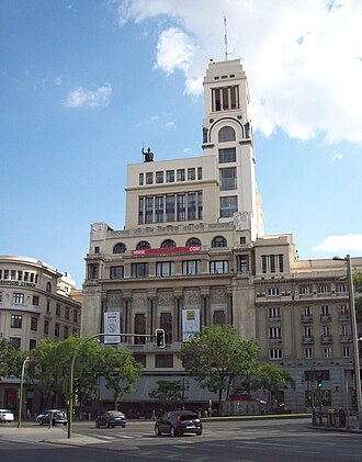 Edificio del Círculo de Bellas Artes, cuyo sótano albergó la denominada Checa de Bellas Artes.