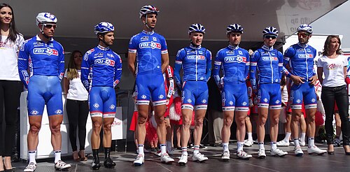 Insignia y datos generales del equipo ciclista Groupama-FDJ United