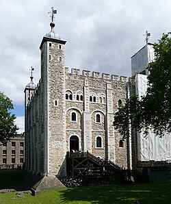 Fotografía de los restos de la Torre de Londres construida por Guillermo el Conquistador.