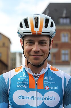Casper van Uden en competición