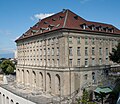 Antiguo hospital de Lausana, edificio que actualmente ocupa el Gimnasio de la ciudad.