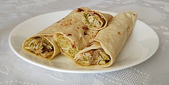 Burritos chihuahuenses de chile verde