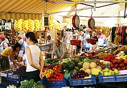 Puestos de venta de productos locales