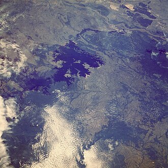 Vista satelital del embalse de Guri