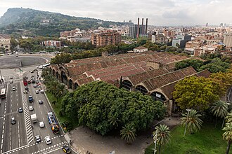 Vista panorámica tomada desde el Monumento a Colón mostrando el entorno de las atarazanas.