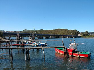 Vista panorámica del cauce del río Nalón