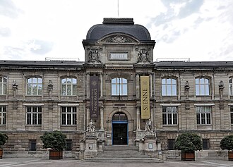 Fachada principal del Museo de Bellas Artes de Ruán