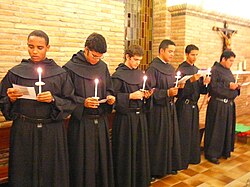 Frailes agustinos recoletos en comunidad