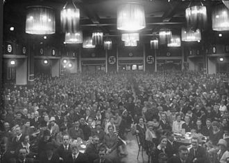 Asamblea del Partido Nazi en Múnich en 1923