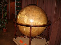 Globo terráqueo Perczel