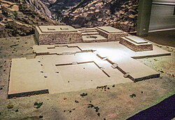 Maqueta del sitio arqueológico de Chavín de Huántar