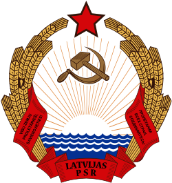 Escudo de la RSS de Letonia utilizado durante la época soviética