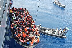 Rescate de migrantes en el Mediterráneo durante la Operación Tritón