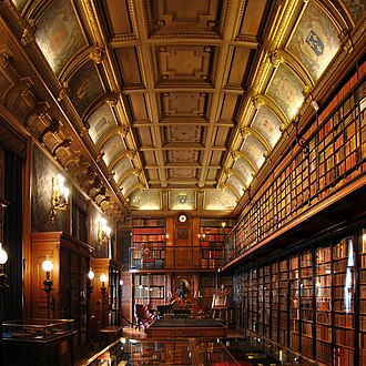 La biblioteca del palacio